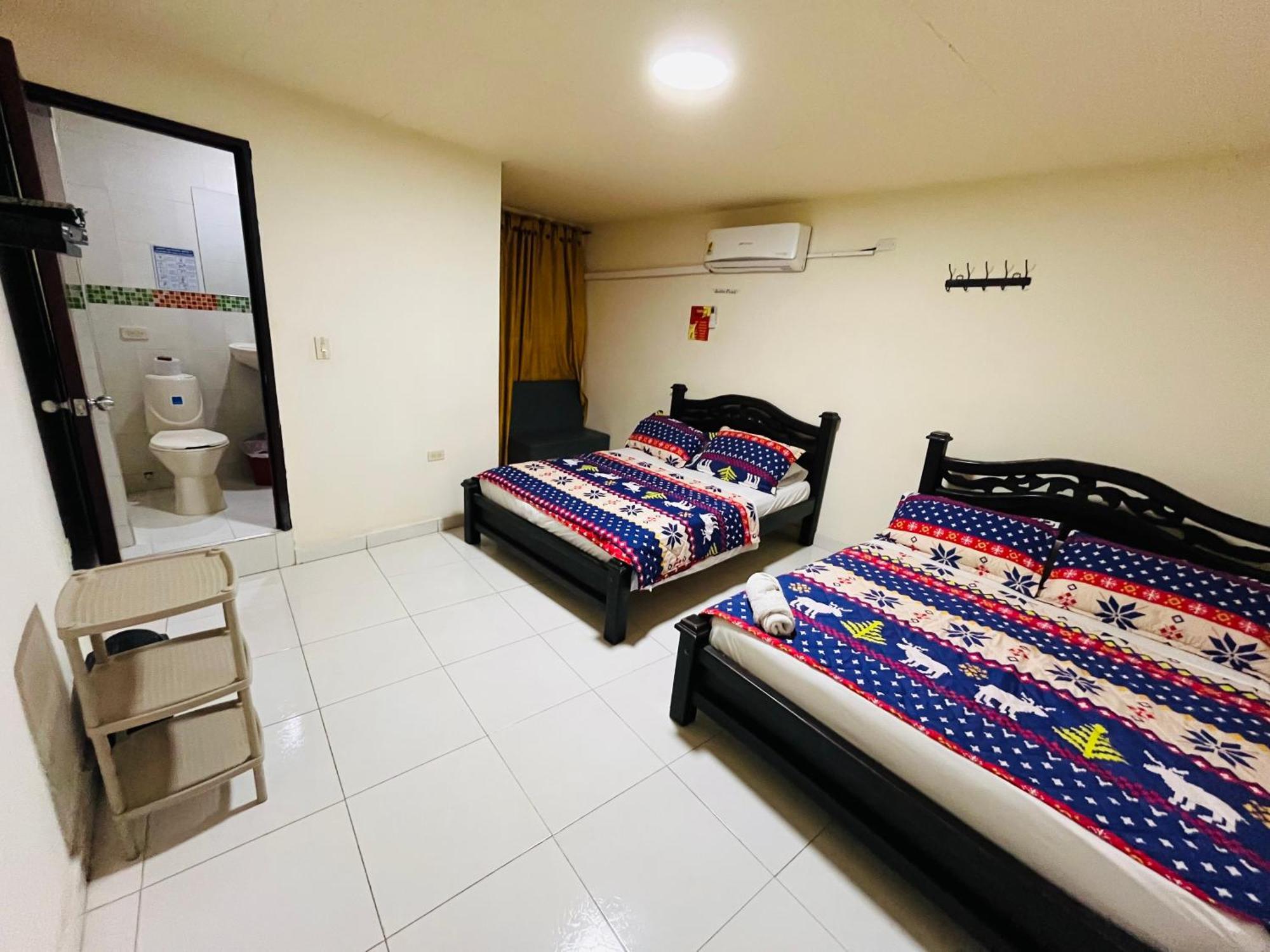 Merkezi Saray Villavieja Esterno foto