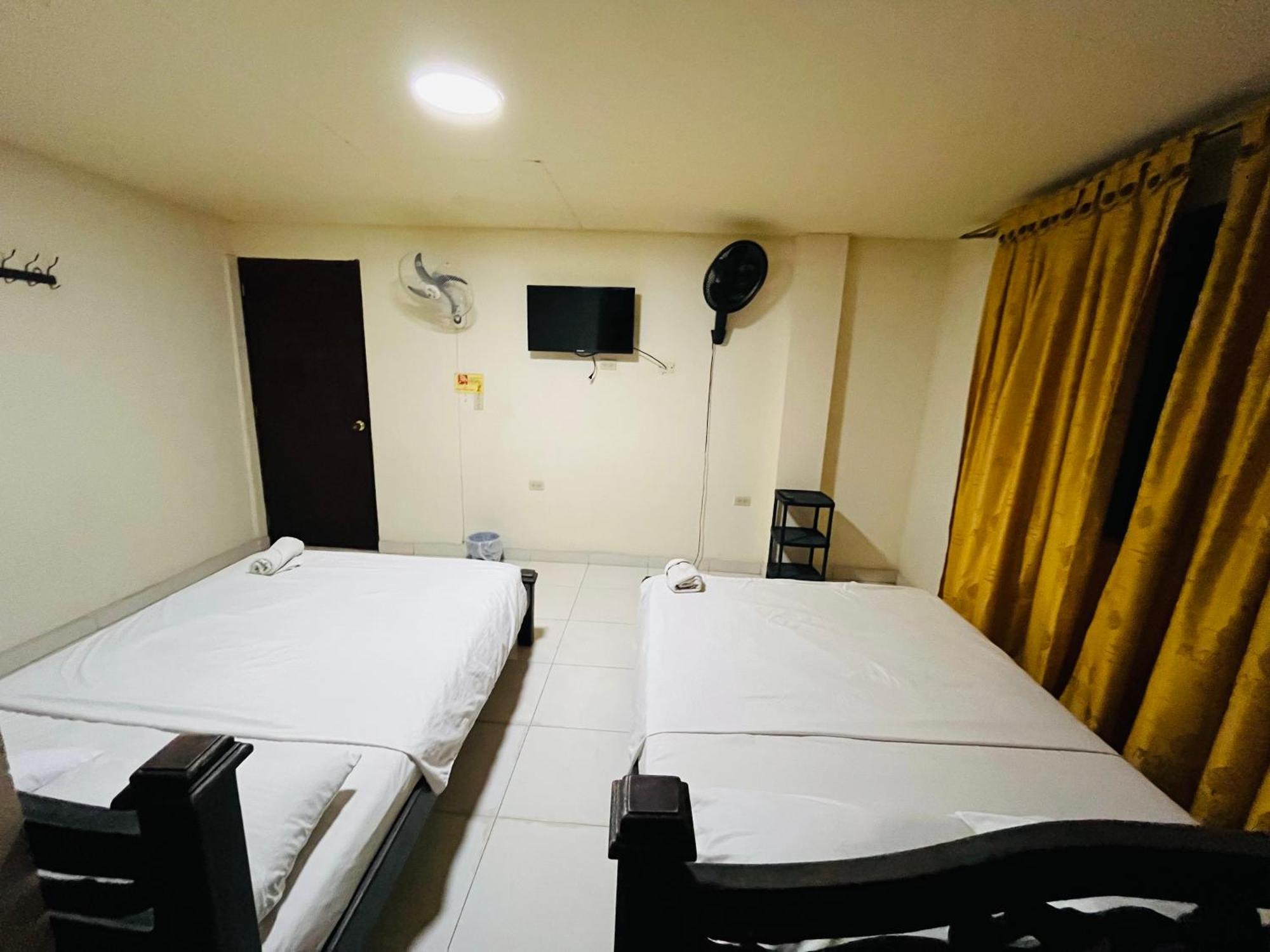 Merkezi Saray Villavieja Esterno foto