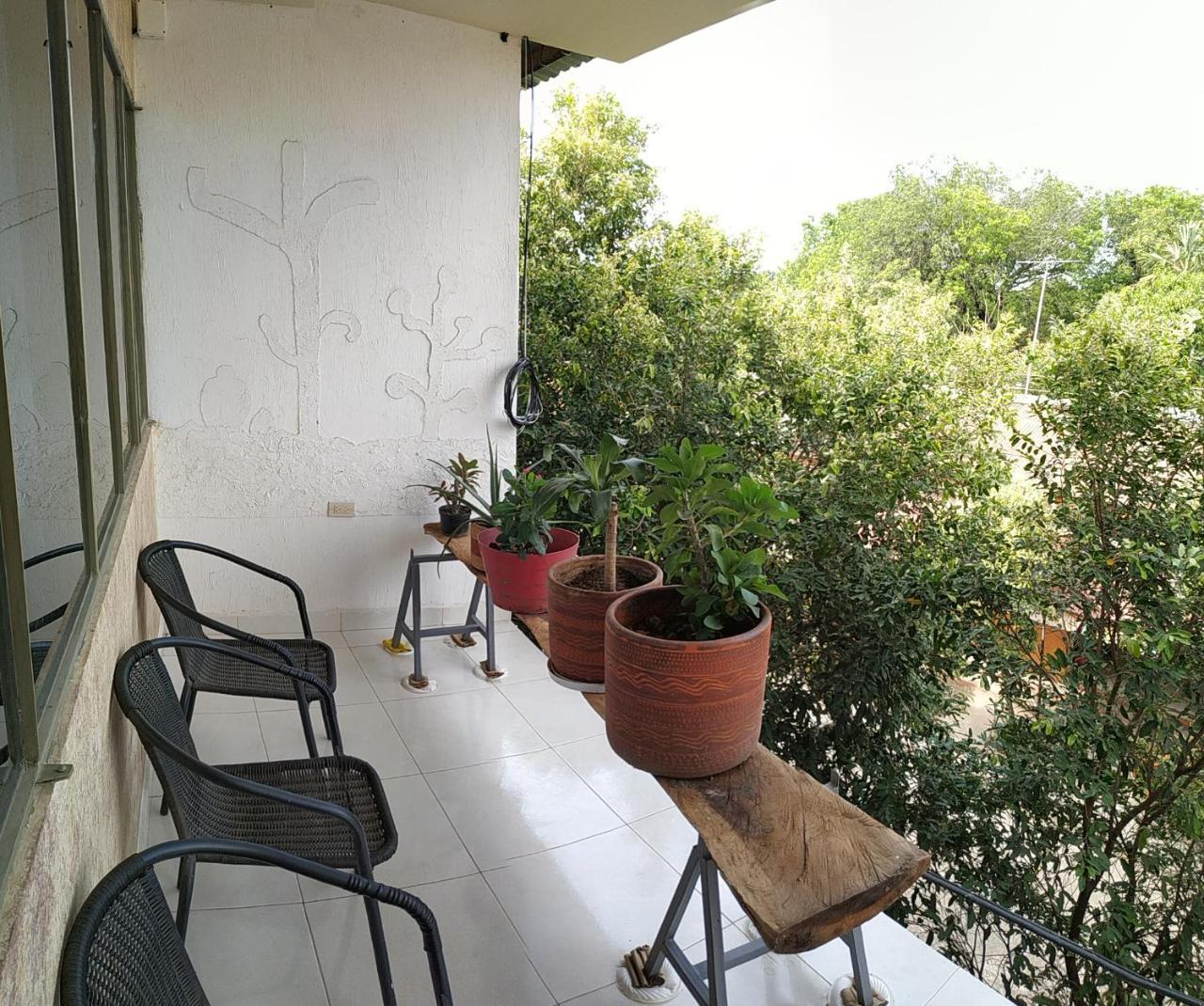 Merkezi Saray Villavieja Esterno foto